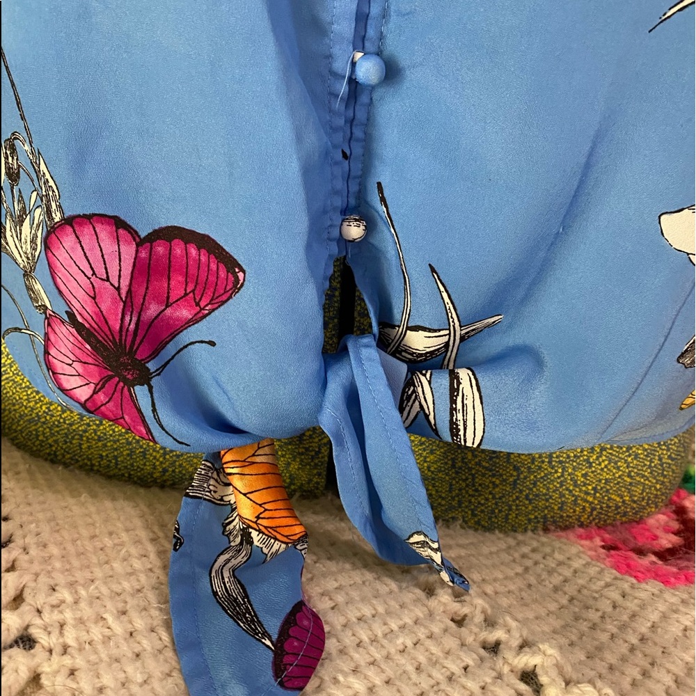 Butterfly blouse - Picture 4 of 7